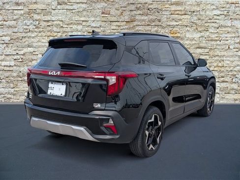 Certified 2025 Kia Seltos S FWD image 7