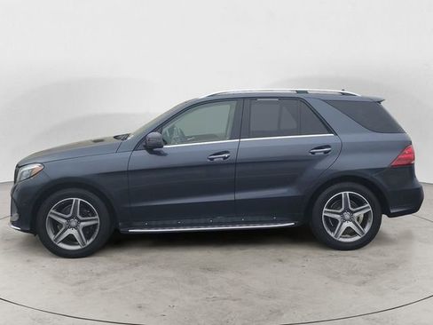 Used 2016 Mercedes-Benz GLE 400 4MATIC image 2