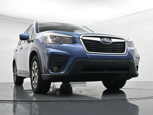 Used 2021 Subaru Forester Premium AWD/4WD image 30
