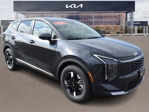 New 2026 Kia Sportage LX image 10