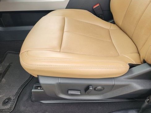 Used 2022 Ford F350 Lariat w/ Lariat Ultimate Package image 25
