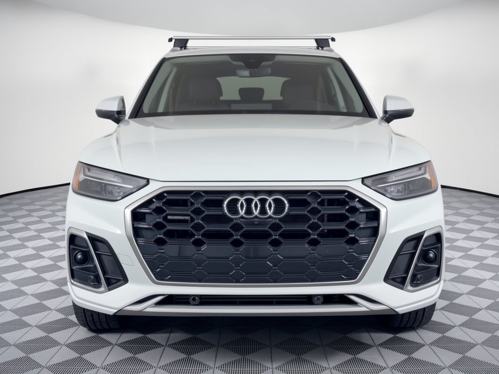 Used 2024 Audi Q5 e Premium Plus w/ Premium Plus Package AWD/4WD image 6