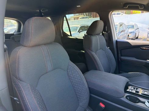 Used 2023 Honda Pilot Sport image 9