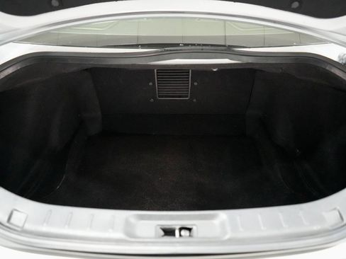 Used 2020 Nissan GT-R Premium image 26