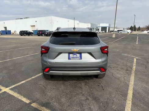 New 2026 Chevrolet Trax LT image 6