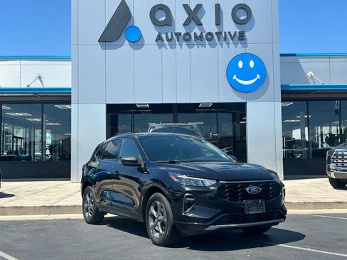 Used 2023 Ford Escape ST-Line AWD/4WD image 1