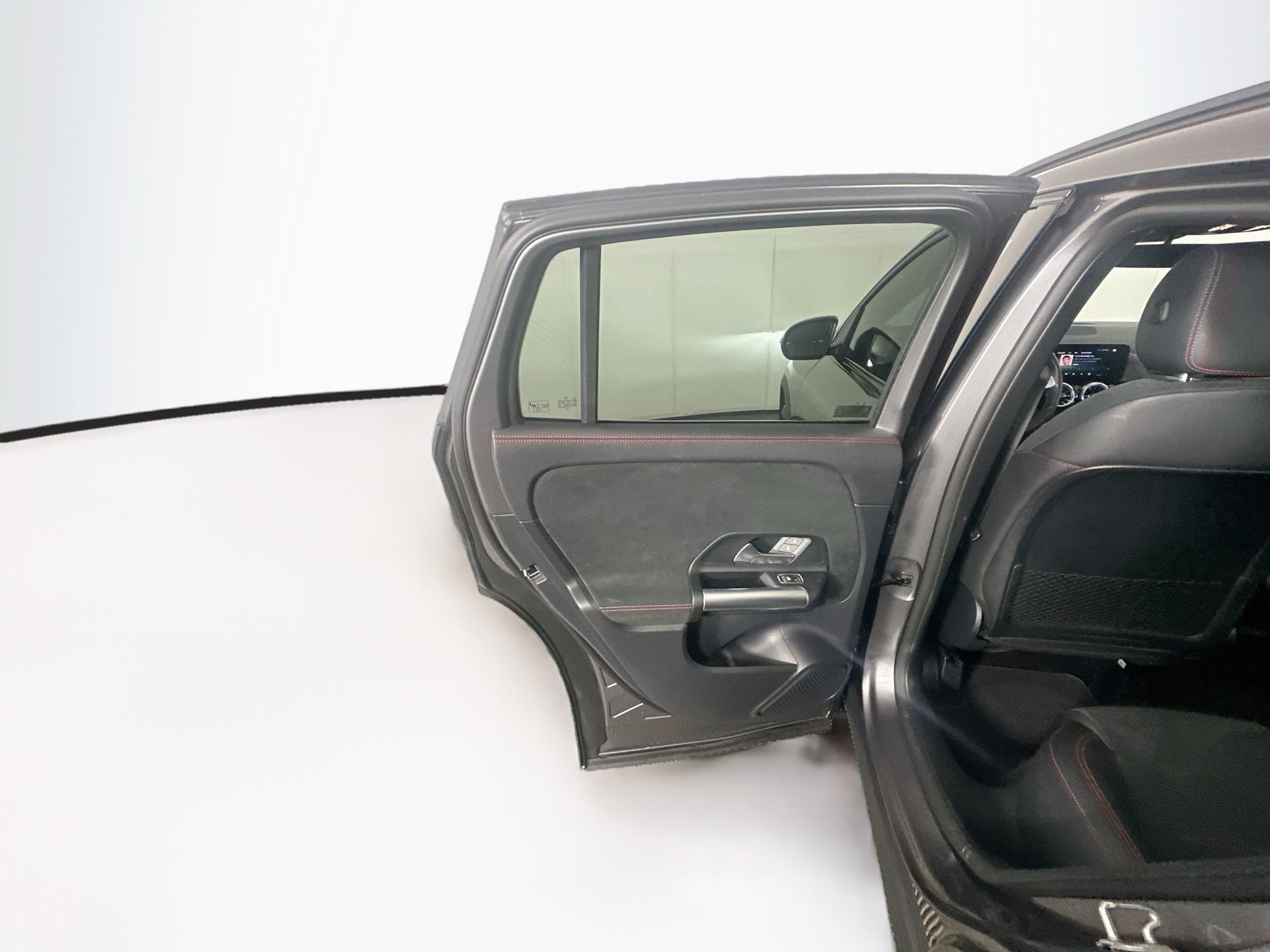 Used 2023 Mercedes-Benz GLA 250 image 26