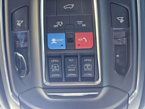 New 2025 Jeep Grand Cherokee Limited image 20