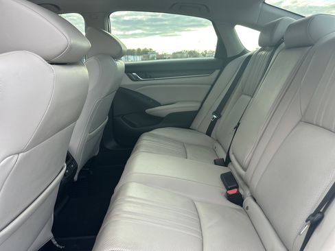 Used 2022 Honda Accord Touring image 26
