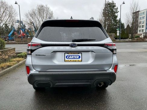 Certified 2025 Subaru Forester Limited image 7