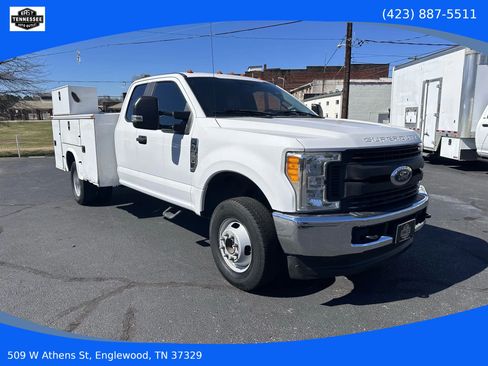 Used 2017 Ford F350 XL w/ Power Equipment Group AWD/4WD image 1