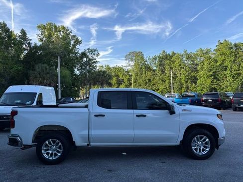 Used 2022 Chevrolet Silverado 1500 W/T w/ WT Value Package image 6