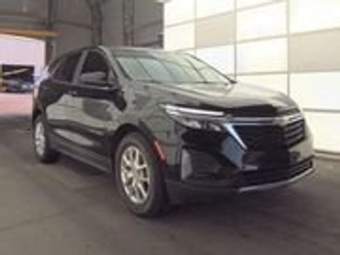 Used 2023 Chevrolet Equinox LT image 1