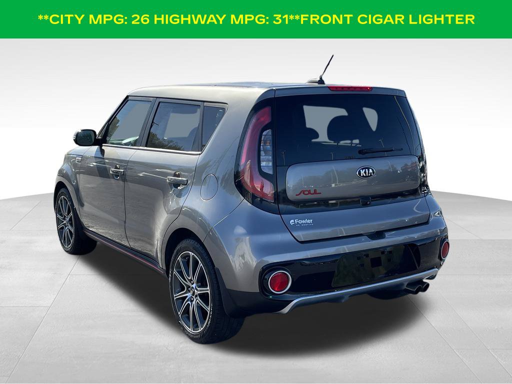 Used 2017 Kia Soul ! FWD image 10