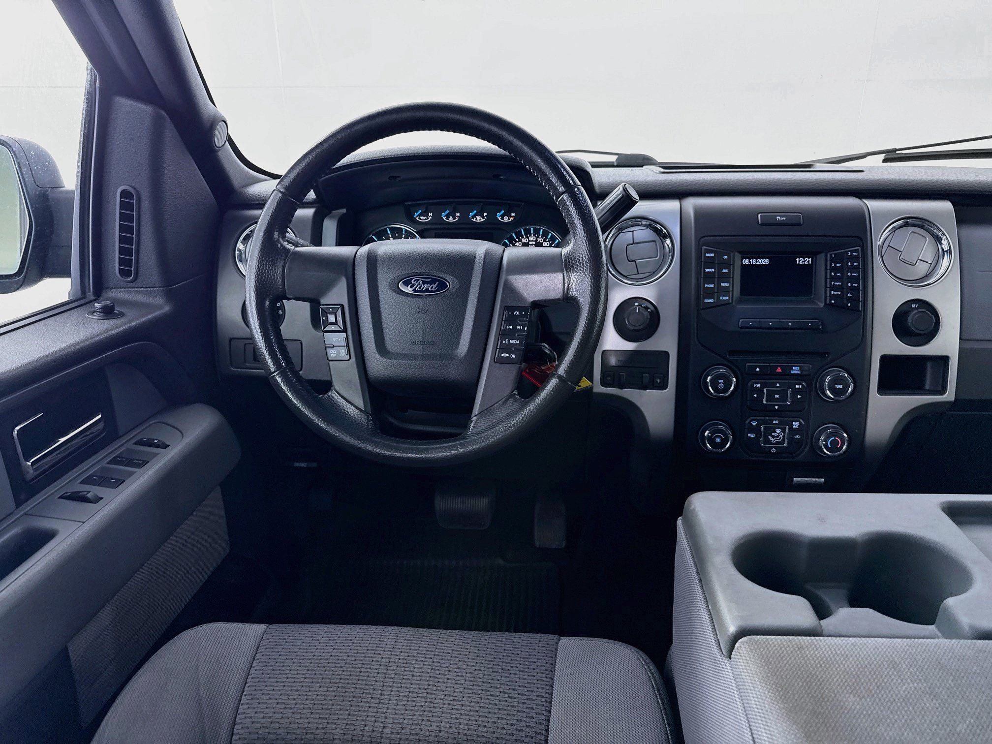 Used 2014 Ford F150 XLT w/ Equipment Group 302A Luxury AWD/4WD image 21