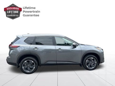 Certified 2026 Nissan Rogue SV w/ SV Premium Package FWD image 6