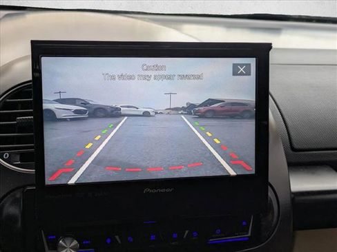 Used 2009 Volkswagen Beetle S image 12