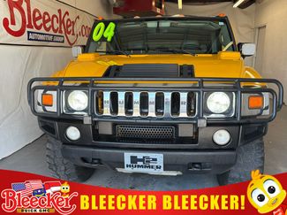 Used 2004 HUMMER H2 w/ Preferred Equipment Group AWD/4WD video 1