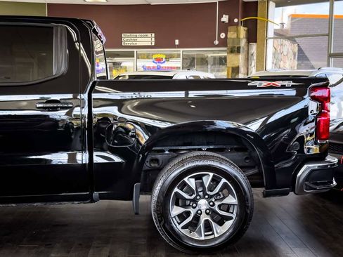 Used 2024 Chevrolet Silverado 1500 LT image 11