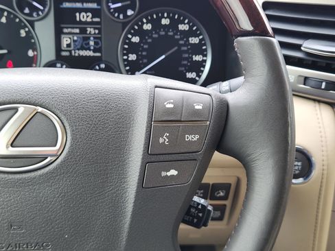 Used 2014 Lexus LX 570 4WD image 29