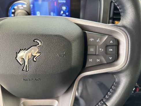 Used 2024 Ford Bronco Badlands AWD/4WD image 14