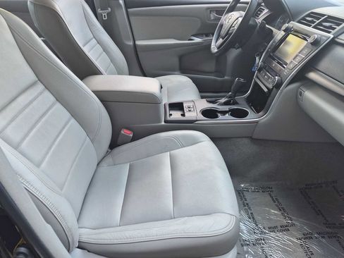 Used 2016 Toyota Camry XLE FWD image 21