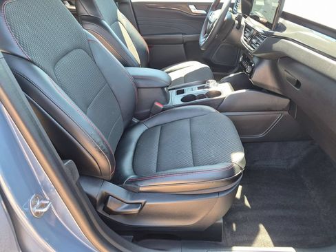Used 2024 Ford Escape ST-Line w/ Tech Pack #1 AWD/4WD image 28