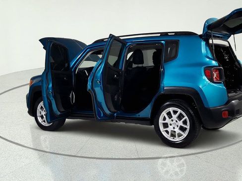 Used 2021 Jeep Renegade Latitude w/ Sun & Sound Group FWD image 12
