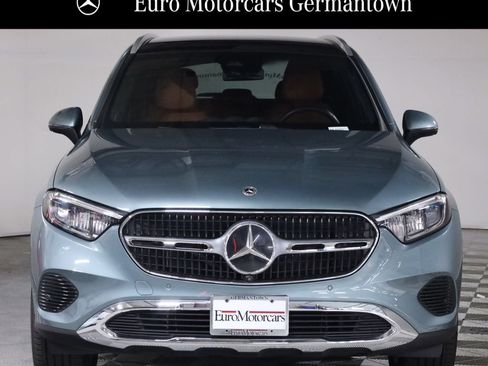 Used 2026 Mercedes-Benz GLC 300 4MATIC image 2