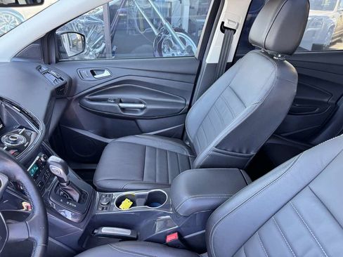 Used 2015 Ford Escape Titanium w/ Equipment Group 301A AWD/4WD image 37