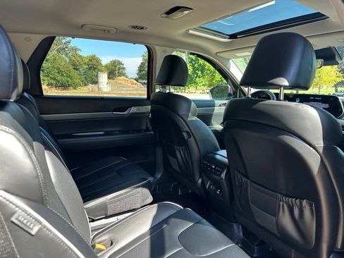 Used 2023 Hyundai Palisade SEL w/ Premium Package AWD/4WD image 21