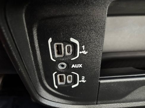 Used 2023 RAM 2500 Big Horn image 31