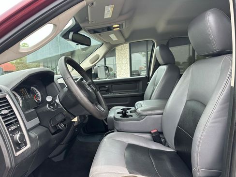 Used 2016 RAM 2500 Tradesman w/ Chrome Appearance Group AWD/4WD image 2