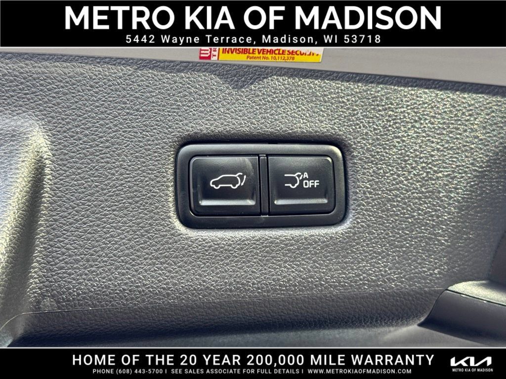 Used 2024 Kia Carnival SX Prestige FWD image 47