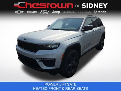Used 2024 Jeep Grand Cherokee Limited w/ Black Appearance Package