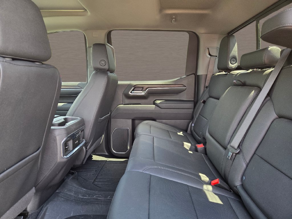 Used 2024 GMC Sierra 1500 SLT AWD/4WD image 13