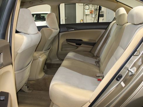 Used 2009 Honda Accord LX-P image 20
