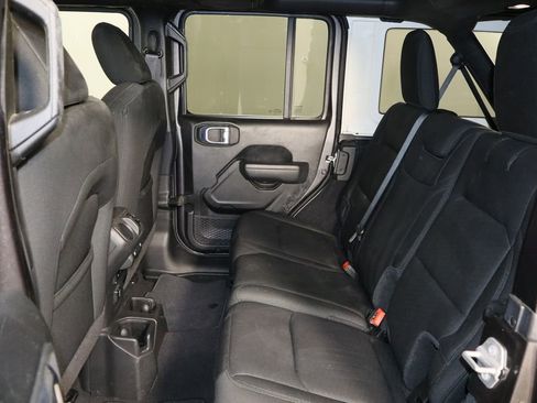 Used 2022 Jeep Wrangler Unlimited Sport w/ Sun And Sound Package image 17