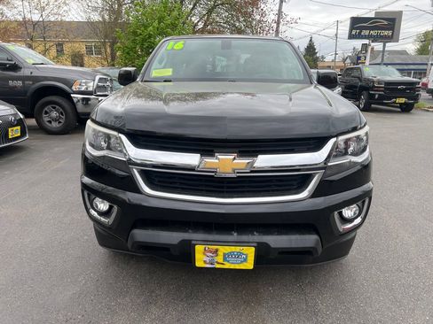 Used 2016 Chevrolet Colorado LT w/ LT Convenience Package RWD image 8