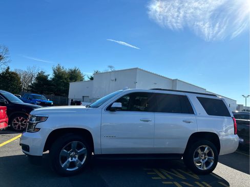 Used 2020 Chevrolet Tahoe LT w/ Luxury Package image 6