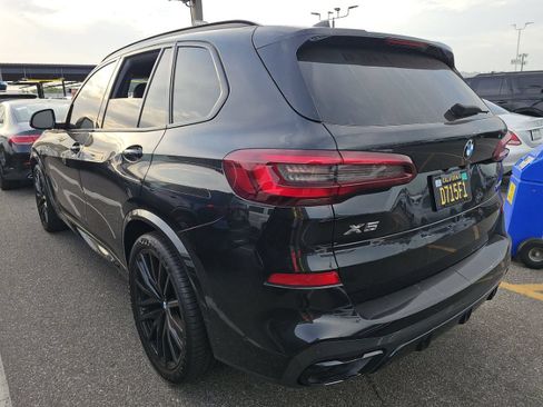 Used 2021 BMW X5 xDrive40i w/ M Sport Package AWD/4WD image 6
