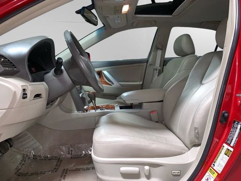 Used 2009 Toyota Camry XLE FWD image 6