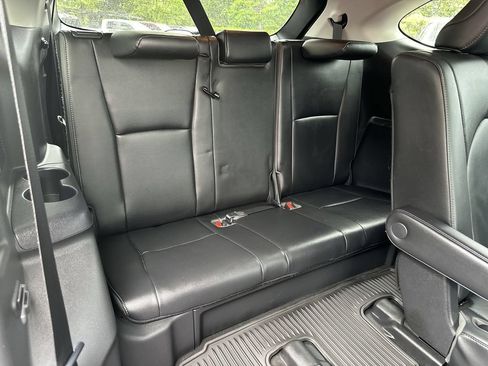 Used 2020 Toyota Highlander Limited FWD image 27