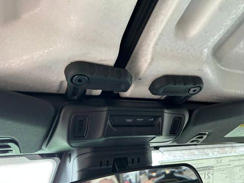 New 2025 Jeep Wrangler Rubicon AWD/4WD image 23