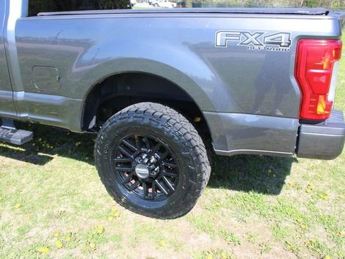 Used 2019 Ford F250 Lariat w/ Lariat Ultimate Package image 11