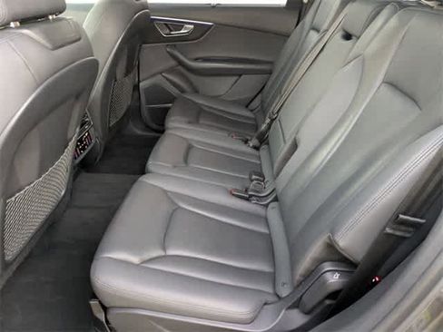 Used 2021 Audi Q7 3.0T Prestige w/ Prestige Package image 20