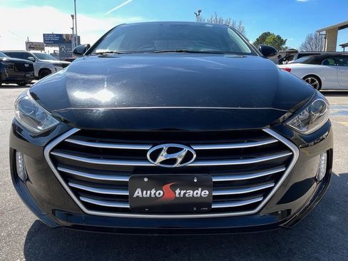 Used 2018 Hyundai Elantra Value Edition FWD image 9