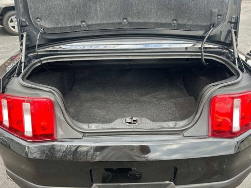 Used 2012 Ford Mustang 2dr Conv V6 Premium RWD image 11