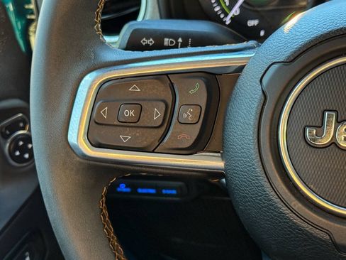Used 2024 Jeep Wrangler Unlimited Sahara AWD/4WD image 28