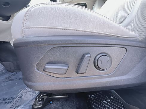 Used 2024 Hyundai Tucson Limited AWD/4WD image 14